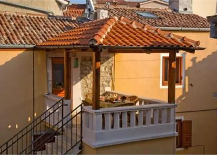 Krk Centar 아파트